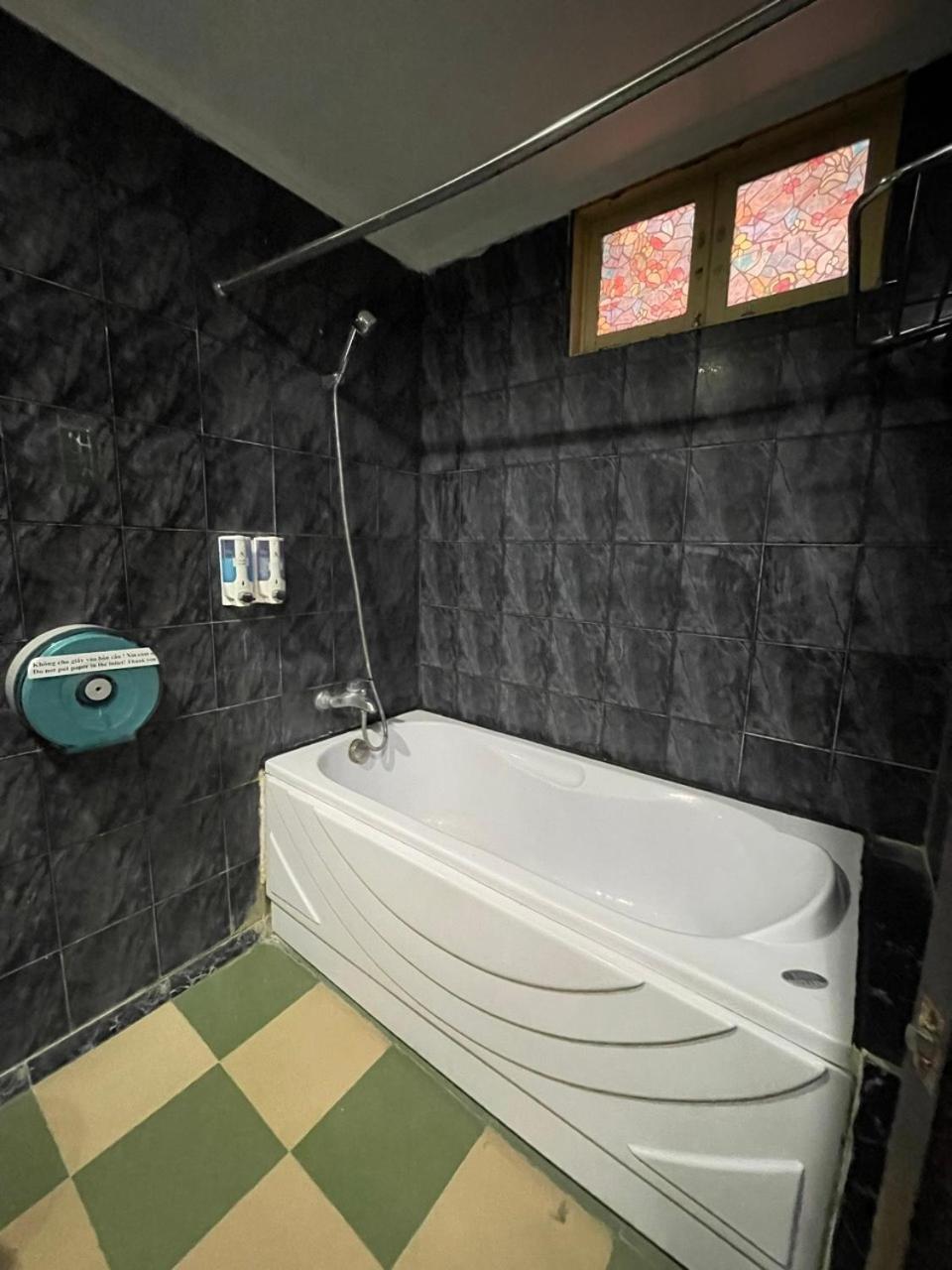 Il Divo Hostel & Spa Ханой Екстериор снимка