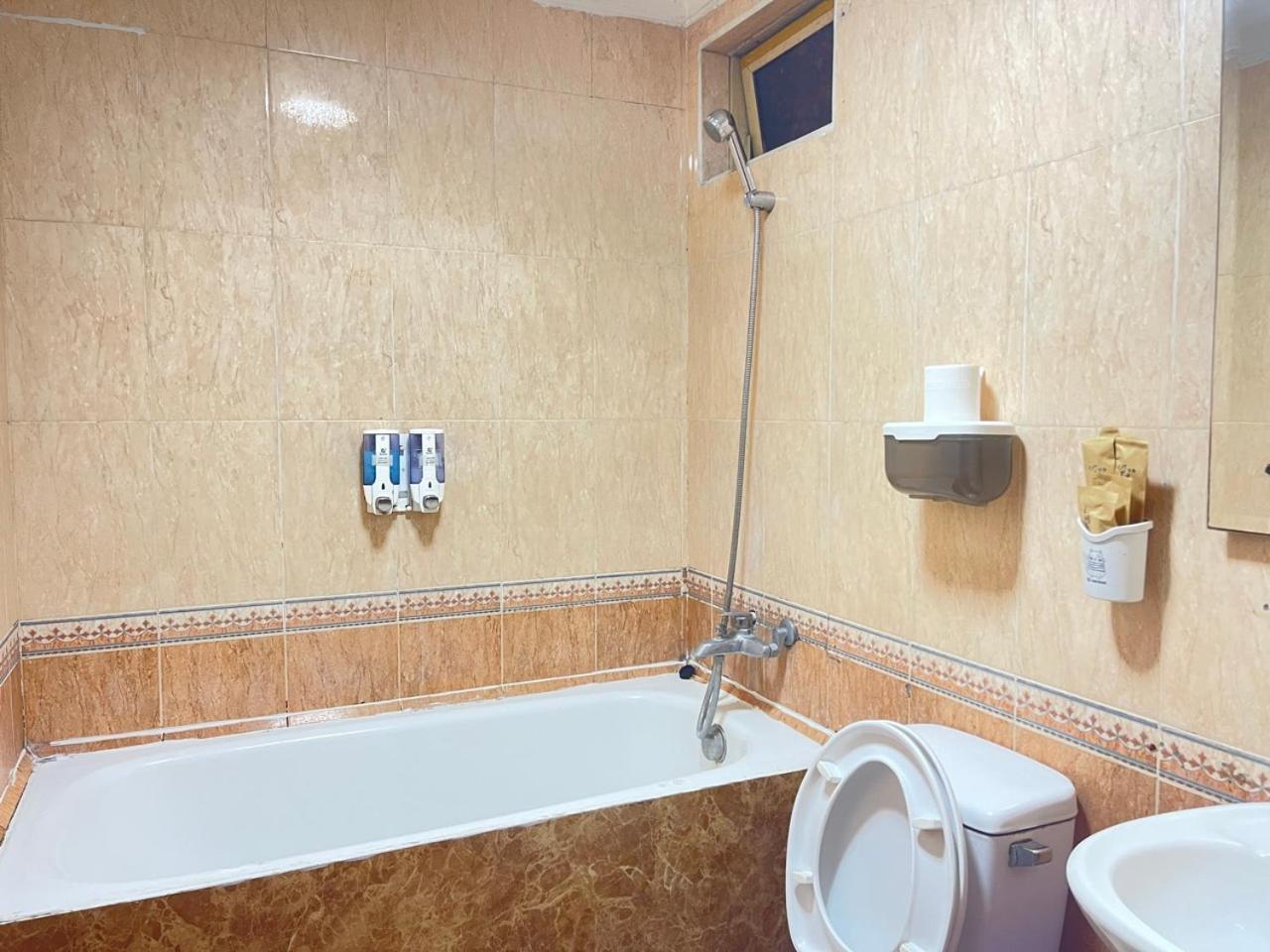 Il Divo Hostel & Spa Ханой Екстериор снимка